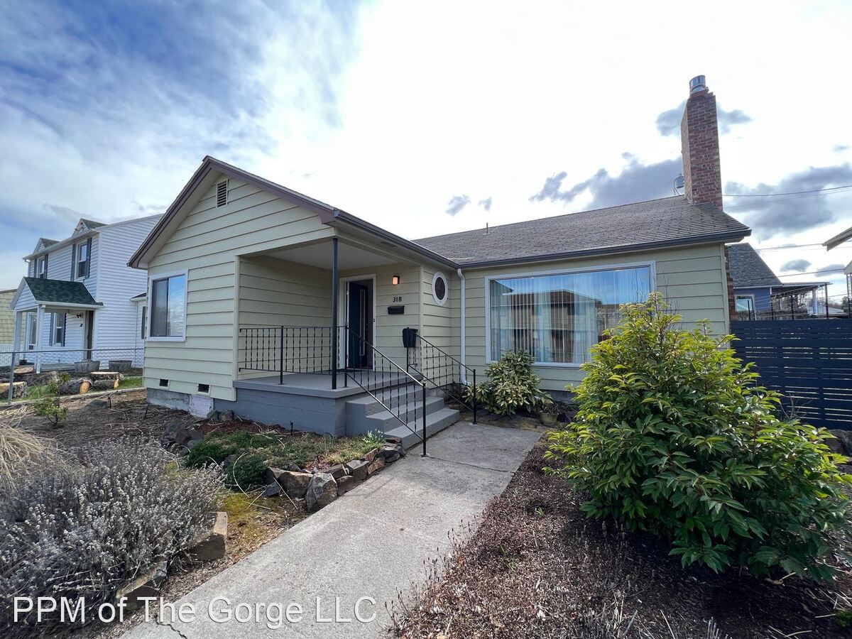 318 W 6Th St The Dalles, OR House for Rent Rentable