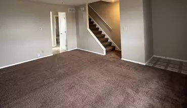 3 of 35 303 S Regency Dr Apartment for rent in Bloomington, IL