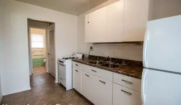 5 of 34 2213 Peirce St Apartment for rent in Bloomington, IL