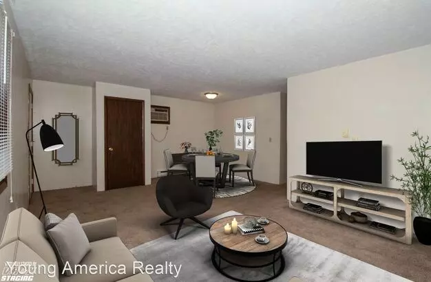 305 Prospect Apartment for rent in Bloomington, IL