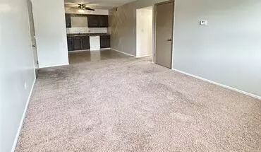 4 of 15 9 Willedrob Apartment for rent in Bloomington, IL