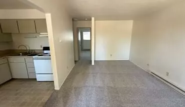 3 of 10 Cathedral Park Apartment for rent in Portland, OR