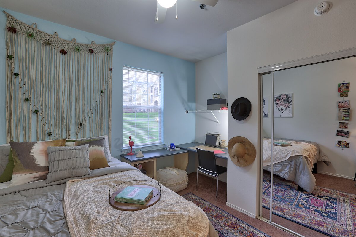 2 of 4 601 Vairo Boulevard Apartment for rent in State College, PA