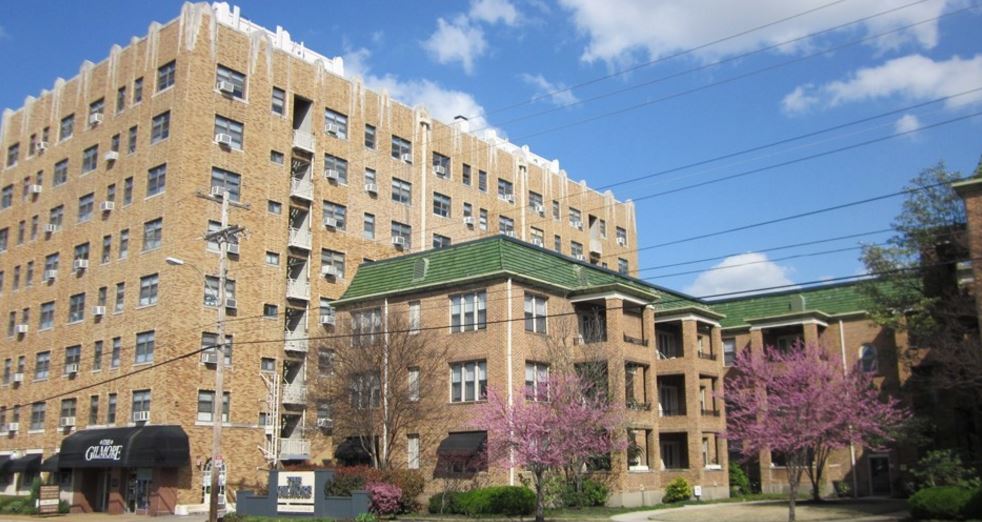 The Gilmore Apartments 6 South Mclean Blvd Memphis, TN