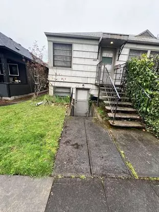 Pearl Street Townhomes Apartment for rent in Eugene, OR