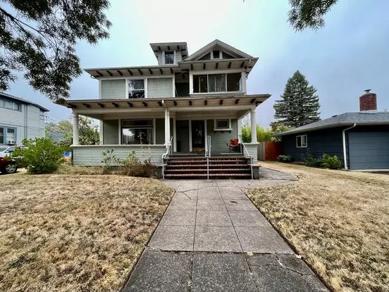 1654 Lincoln St Apartment for rent in Eugene, OR
