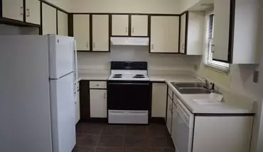 2 of 8 9 Hartwell Ct by Royse + Brinkmeyer Apartment for rent in Savoy, IL