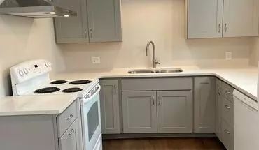 2 of 19 21-23 The Concourse Apartment for rent in Albany, NY