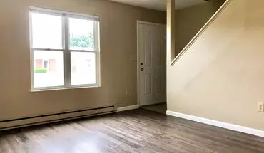 5 of 11 1855-1861 N Lakeman Apartment for rent in Bellbrook, OH