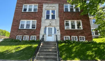 5 of 17 Selby Flats Apartment for rent in St Paul, MN