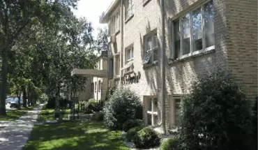 3 of 5 L & O Apartments Apartment for rent in St Paul, MN