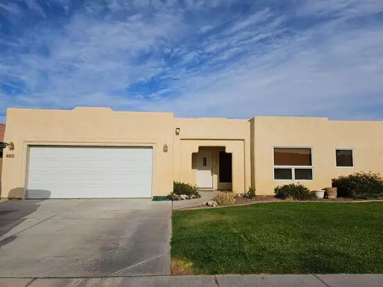 Pool Home On Golf Course! Apartment for rent in Yuma, AZ