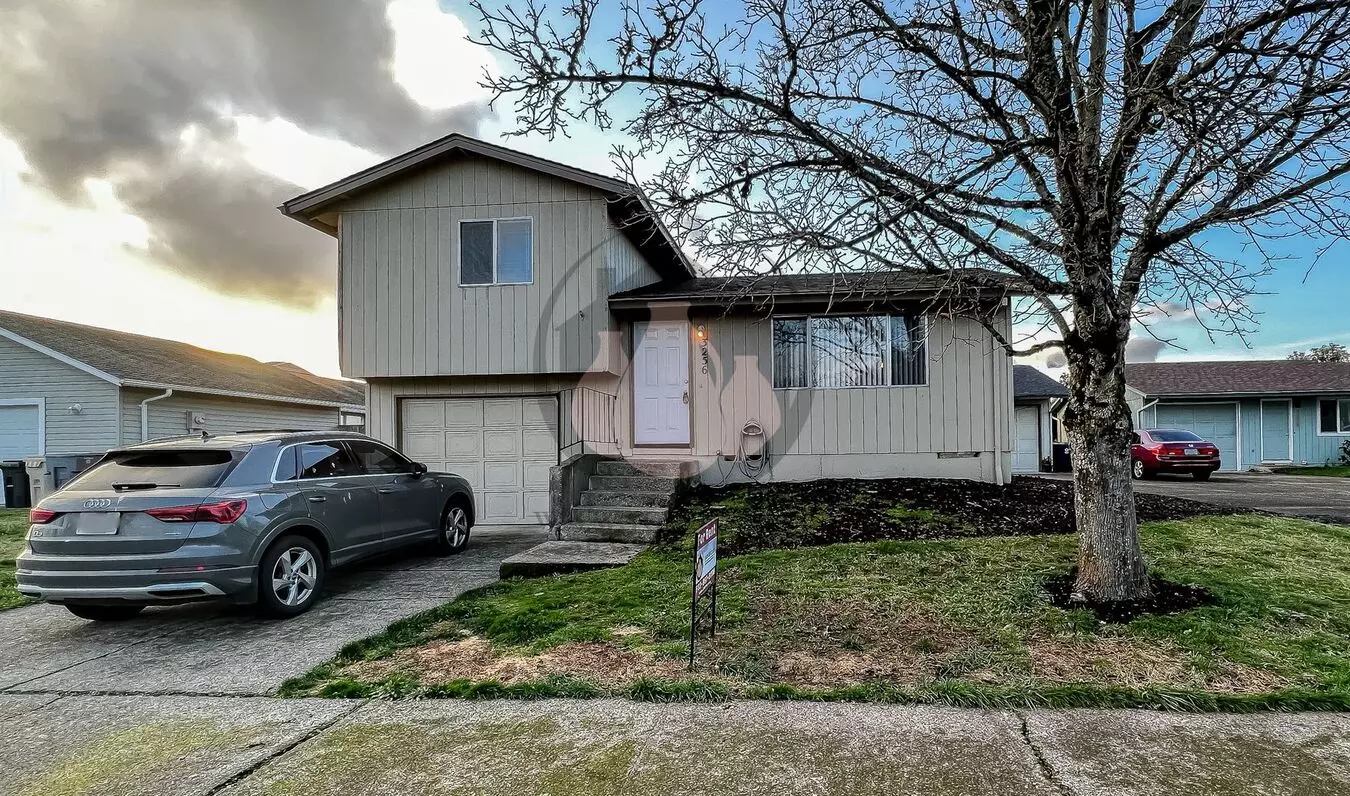 Duplex In Albany Apartment for rent in Albany, OR
