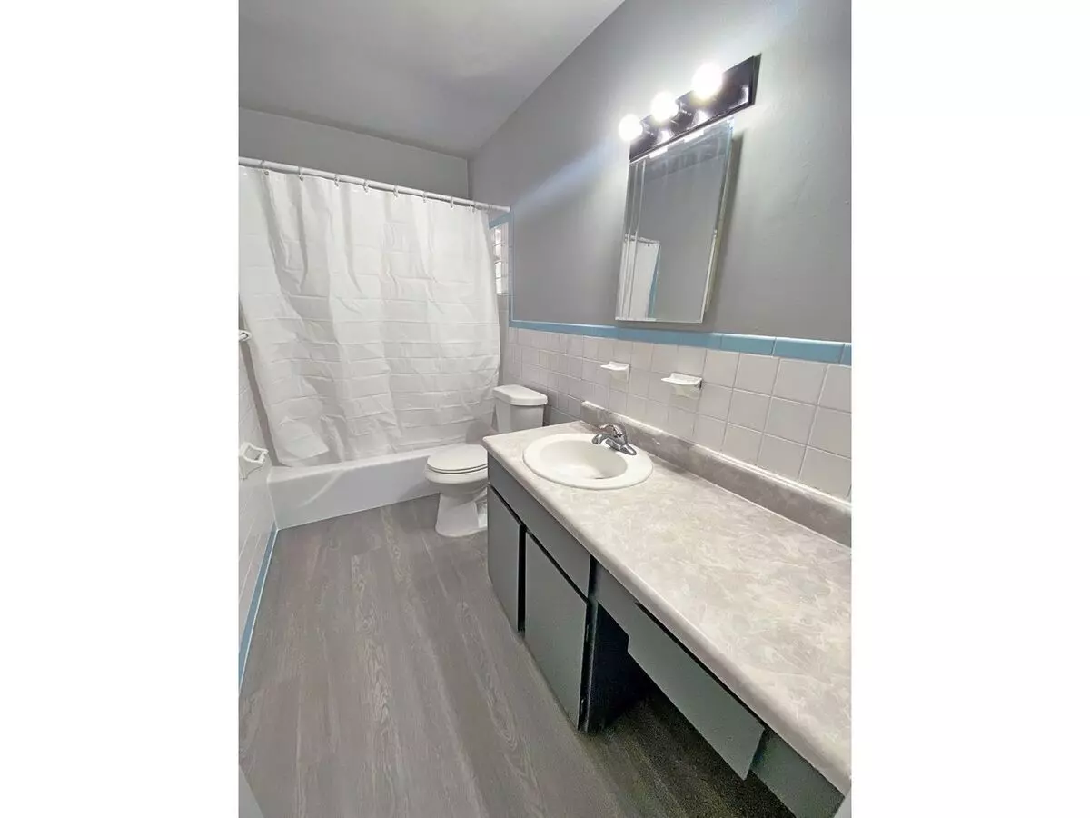 Redman Avenue 4618 Apartment for rent in Omaha, NE