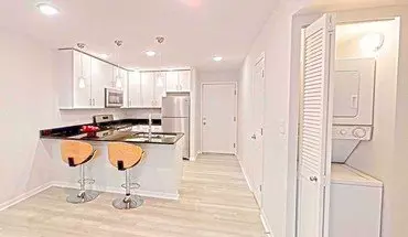 3 of 10 805 S. Fourth St Apartment for rent in Champaign, IL