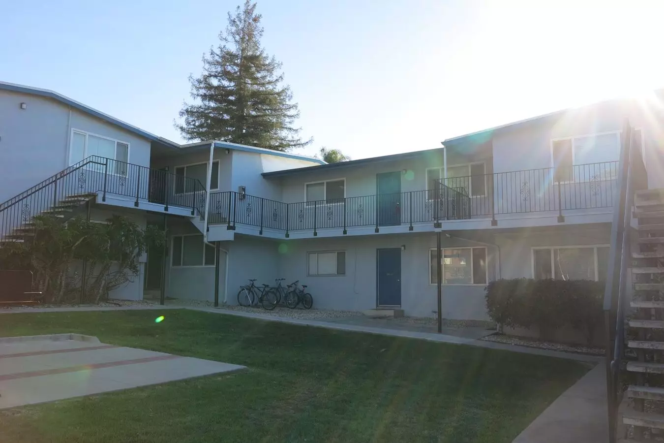 1252 E Foothill Blvd 1237 Monte Vista Pl Apartment for rent in San Luis Obispo, CA