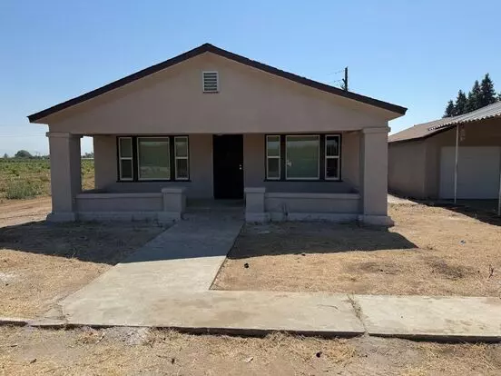 8692 S Englehart Apartment for rent in Reedley, CA