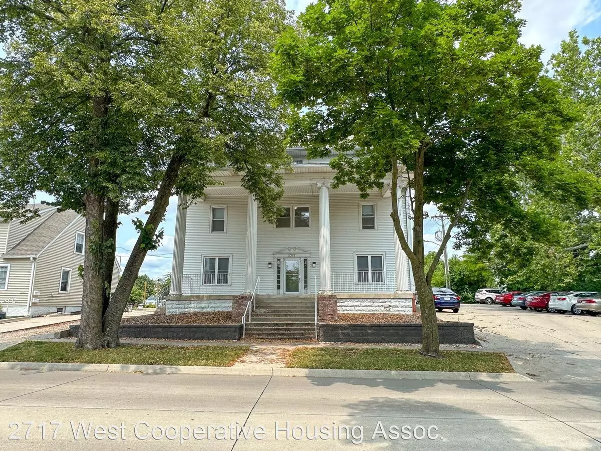 2717 West St Apartment for rent in Ames, IA