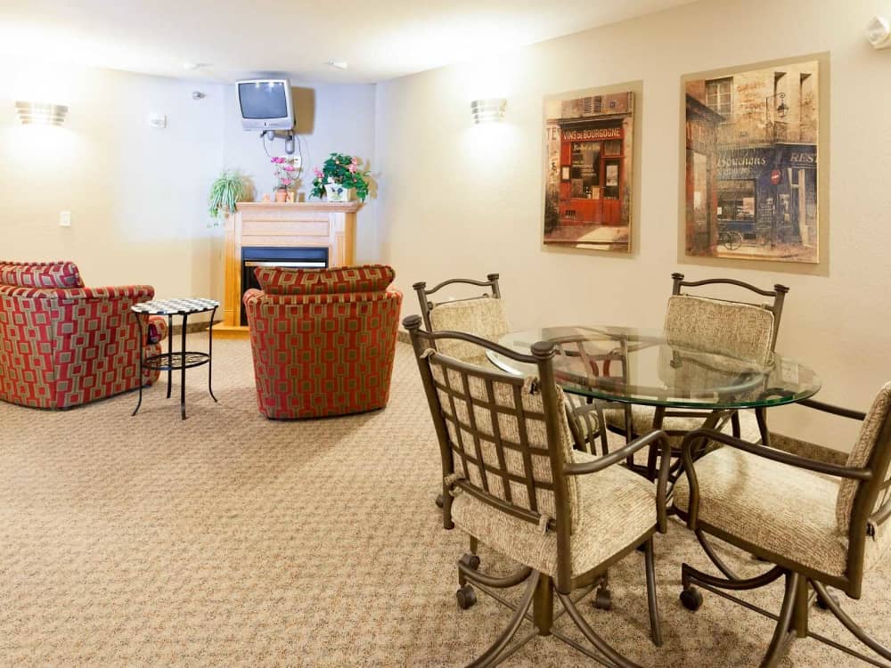 Creekside Commons Apartments Prior Lake, MN Rentable