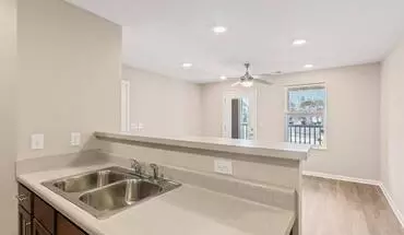 3 of 42 Rosemary Place Apartment for rent in Freeport, FL