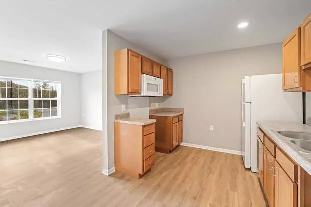 Kershaw Greene IV Apartment for rent in Athens, OH Kershaw Greene IV Apartment for rent in Athens, OH