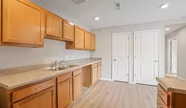 3 of 53 Kershaw Greene III Apartment for rent in Athens, OH