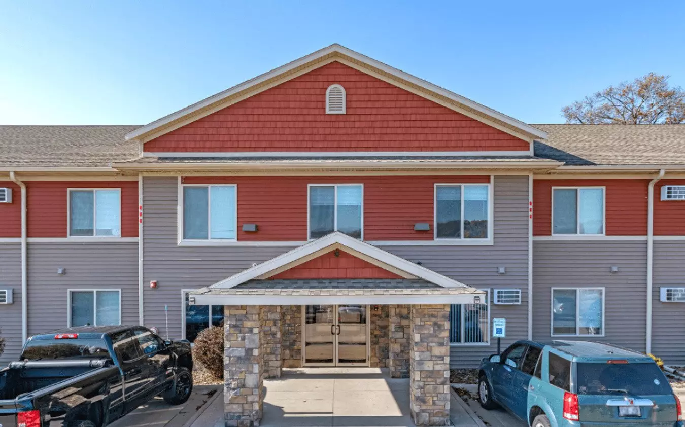 The Residences At 843 Oak Apartment for rent in Onalaska, WI