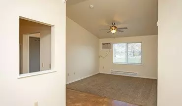 3 of 33 The Residences At 843 Oak Apartment for rent in Onalaska, WI