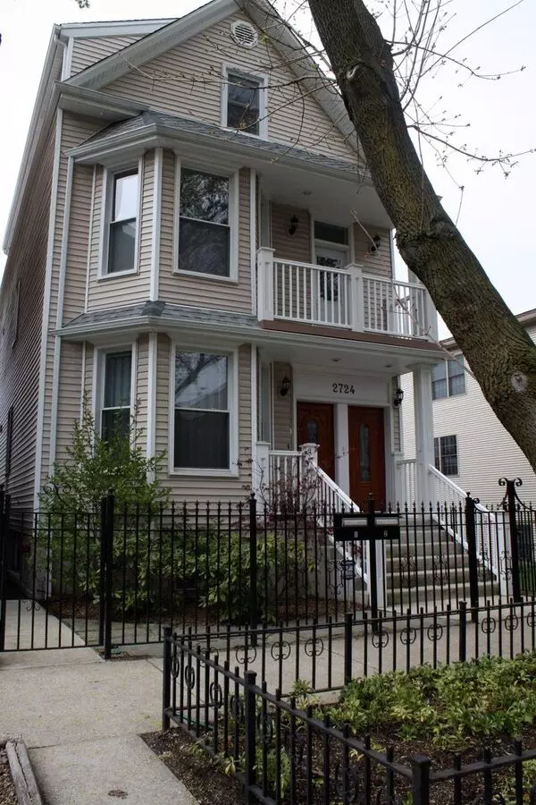 2724 N Marshfield Apartment for rent in Chicago, IL