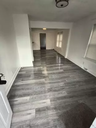 1127 Montrose Apartment for rent in Toledo, OH