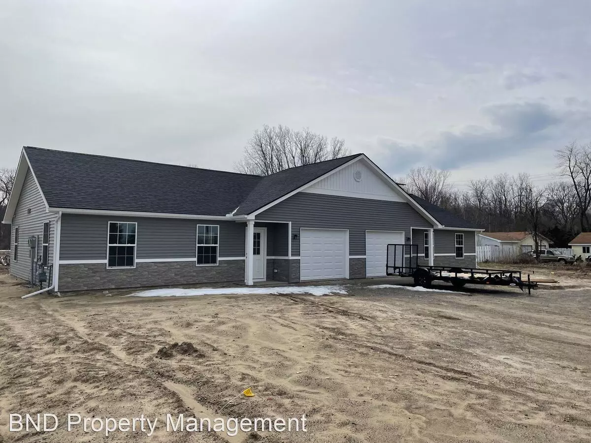 14053 Dixon Rd Apartment for rent in Dundee, MI