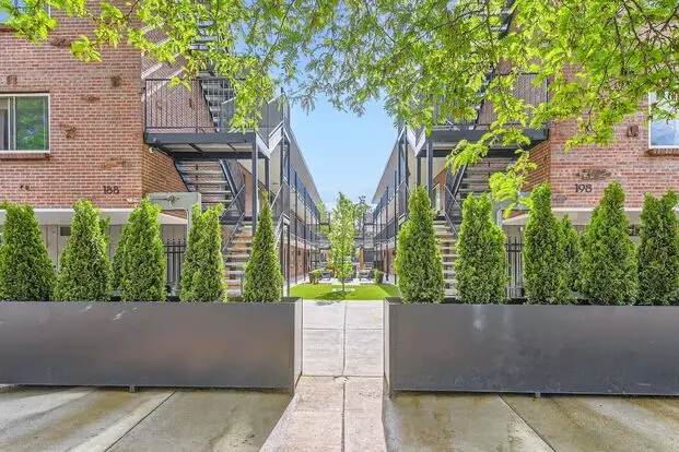 Cedar at Wash Park Apartments Apartment for rent in Denver, CO