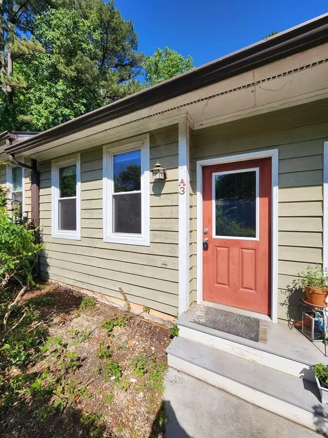 200 Crest St Apartment for rent in Carrboro, NC