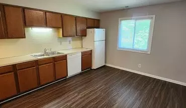 4 of 10 200 Crest St Apartment for rent in Carrboro, NC