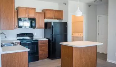 5 of 12 Sterling Pointe II Apartment for rent in Johnston, IA