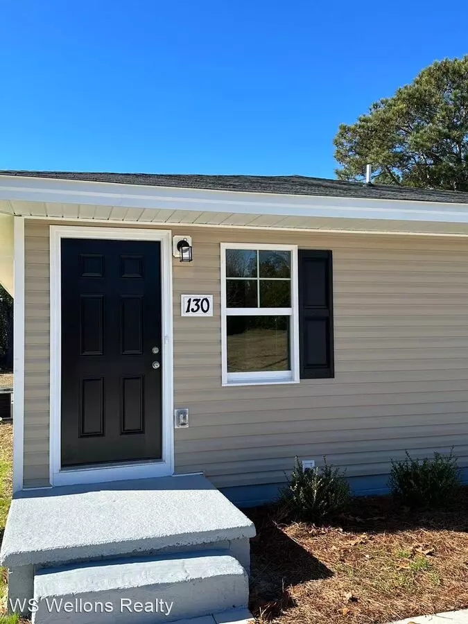 128-130 S 5th St Apartment for rent in Spring Lake, NC