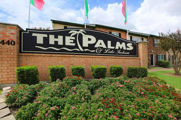 The Palms of Lake Jackson Apartments Apartment for rent in Lake Jackson, TX The Palms of Lake Jackson Apartments Apartment for rent in Lake Jackson, TX