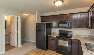 4 of 21 88th and Oxford Drive Apartment for rent in West Des Moines, IA