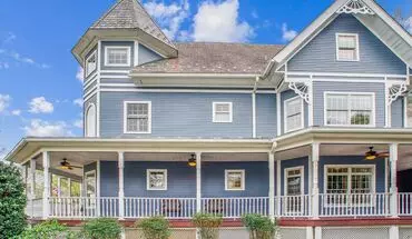 3 of 59 Stunning And Spacious Single Family Home Sitting On A Spacious Lot In Scenic Fowler's Addition House for rent in Falls Church, VA