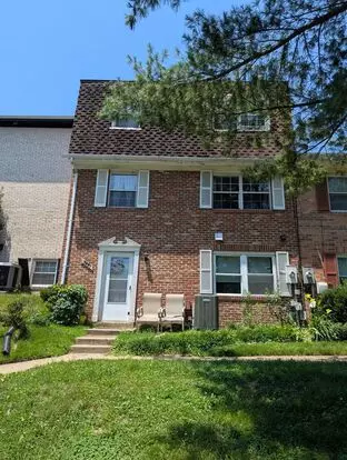 Spacious And Renovated 3 Bed 2 Bath Interior Brick Townhome In Popular The Highlands Community Apartment for rent in Lorton, VA Spacious And Renovated 3 Bed 2 Bath Interior Brick Townhome In Popular The Highlands Community Apartment for rent in Lorton, VA