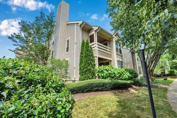 Rarely Available 2-level, 2 Bed 2 Bath Upper Floor Condo In Much Desired Pinecrest Apartment for rent in Alexandria, VA Rarely Available 2-level, 2 Bed 2 Bath Upper Floor Condo In Much Desired Pinecrest Apartment for rent in Alexandria, VA