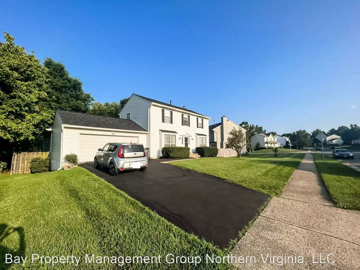 1469 Kingstream Dr House for rent in Herndon, VA