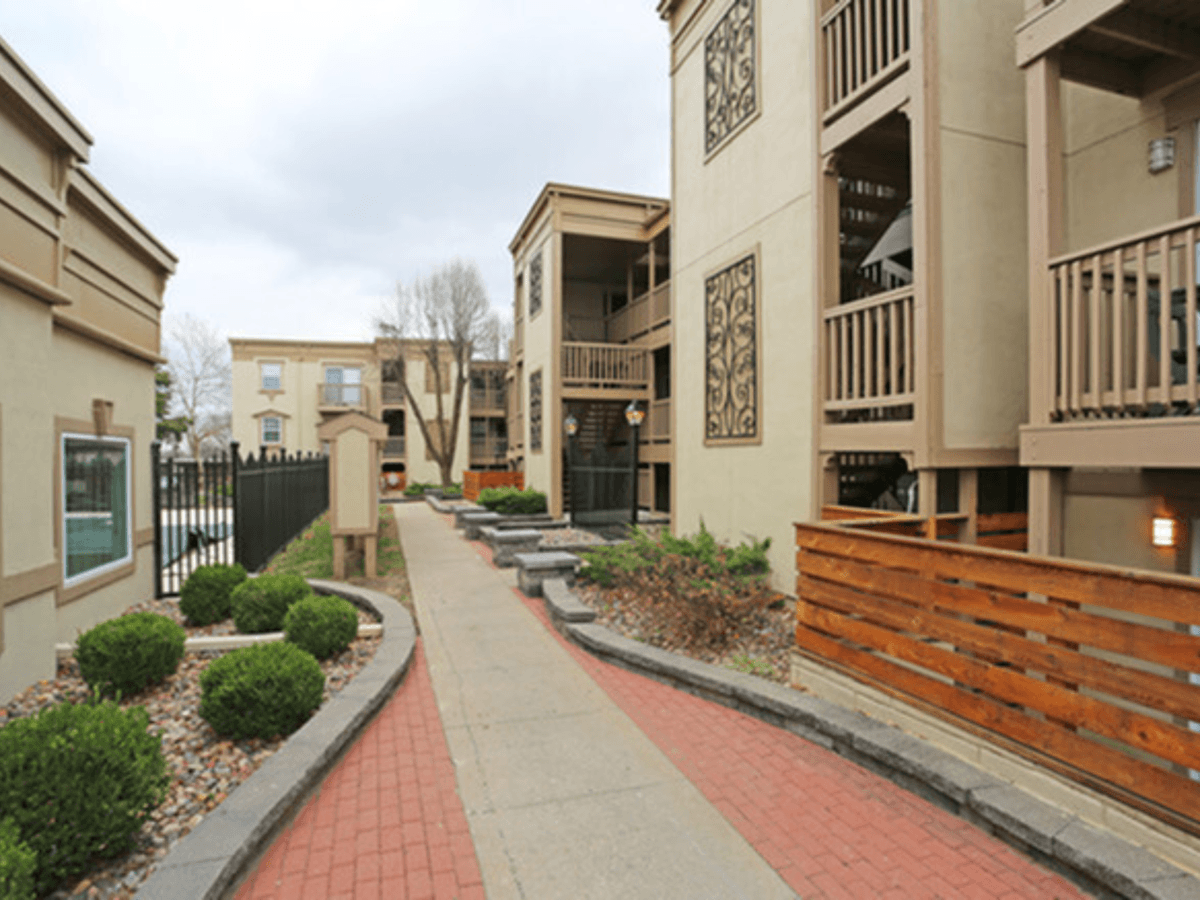 Overland Station Apartments Overland Park, KS