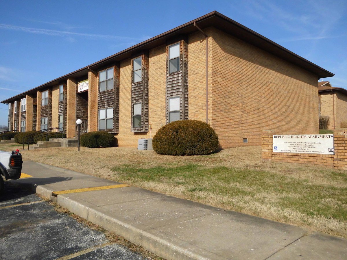 Republic Heights Apartments 1405 E Hines St Republic, MO