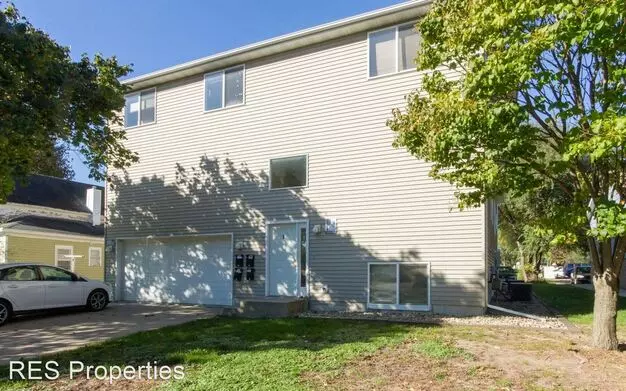 229 Washington Apartment for rent in Ames, IA 229 Washington Apartment for rent in Ames, IA