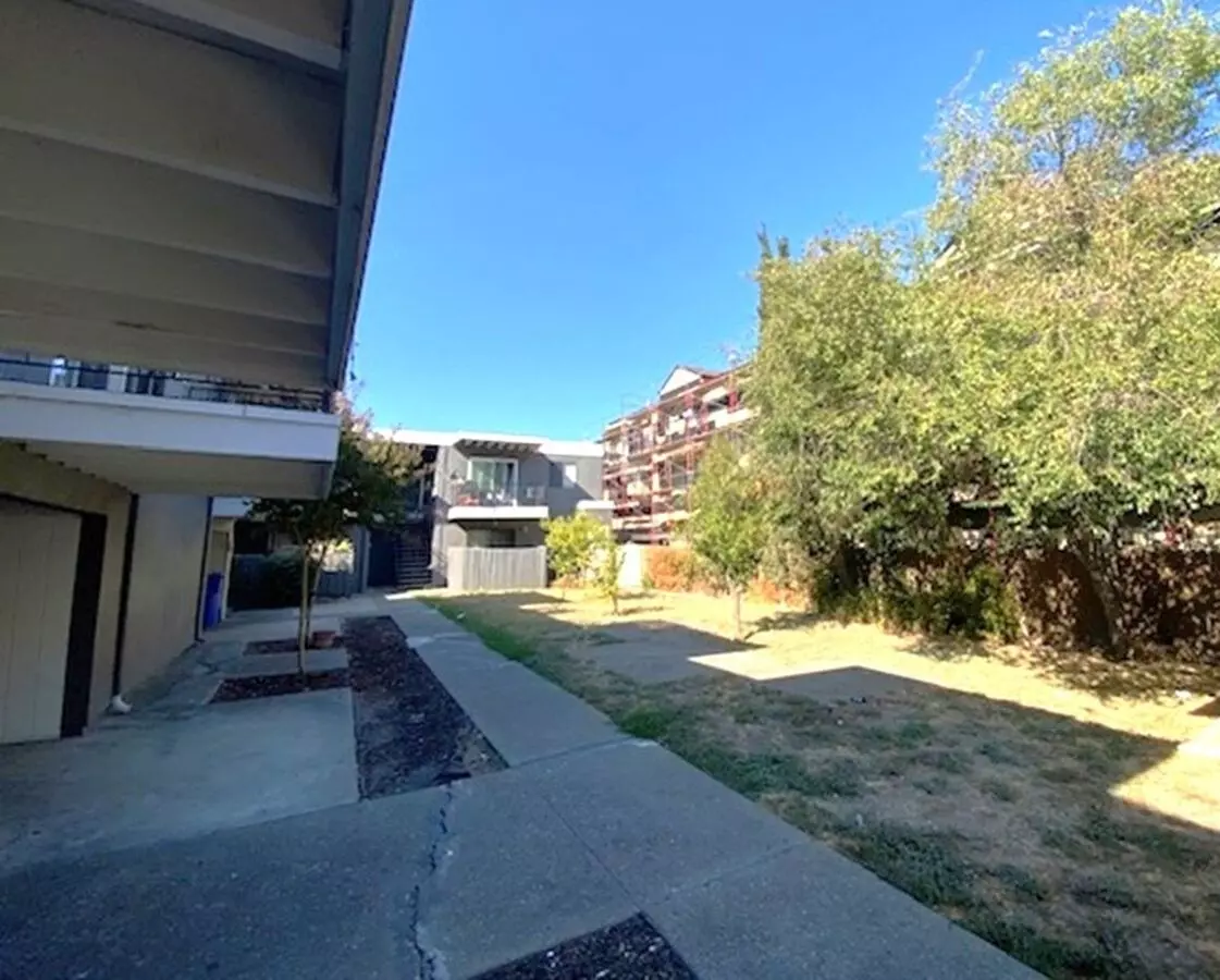 1835 Robin Ln Apartment for rent in Concord, CA