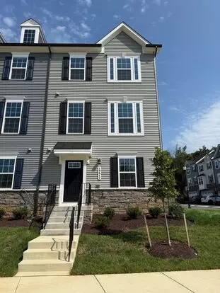 Brand New Build (never Lived In!) End Unit Townhouse Available For Immediate Move In! Apartment for rent in Frederick, MD