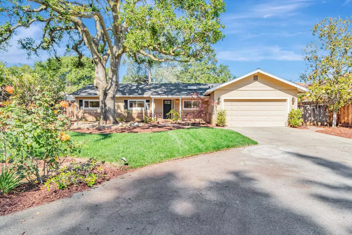 Fabulous 3br 2ba Single Family Los Altos Home House for rent in Los Altos, CA
