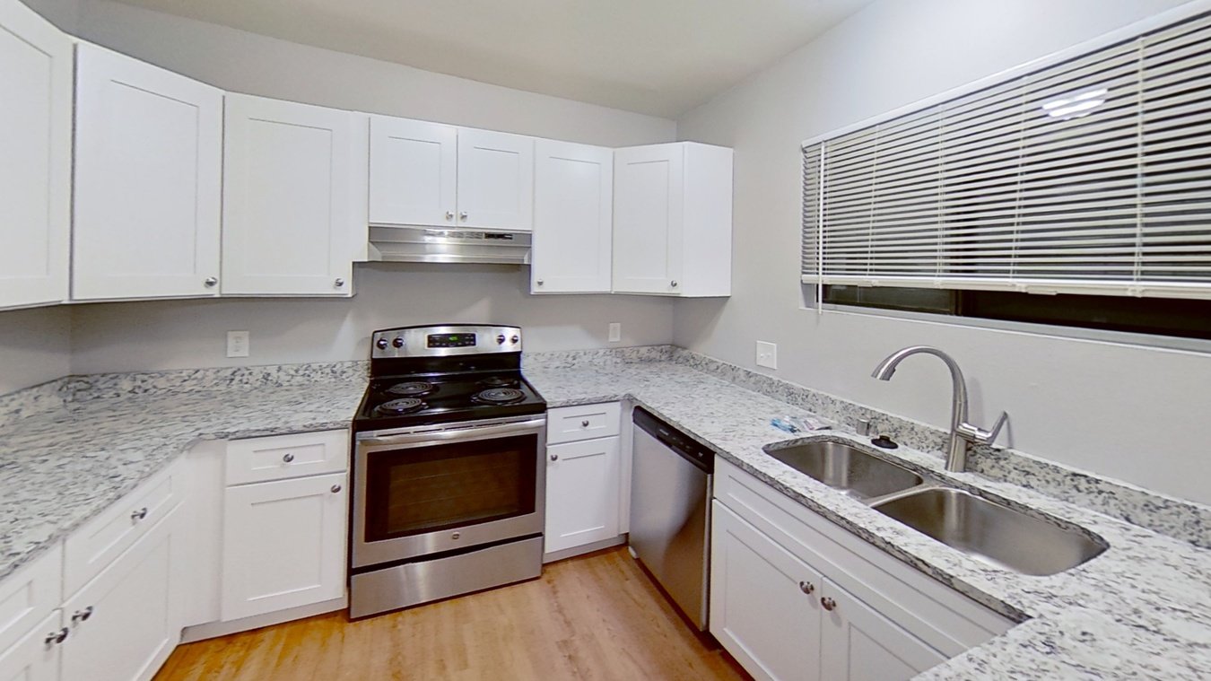 Parkwood Village Townhomes Apartments Franklin, WI Rentable