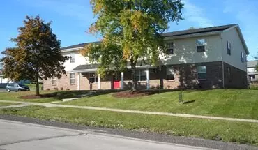 2 of 26 2106 Sylvan Way Apartment for rent in West Bend, WI